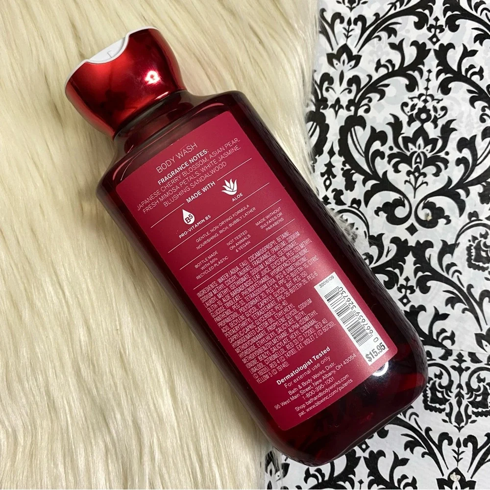 NWT : Bath & Body Works : 10 fl oz japanese cherry blossom body wash